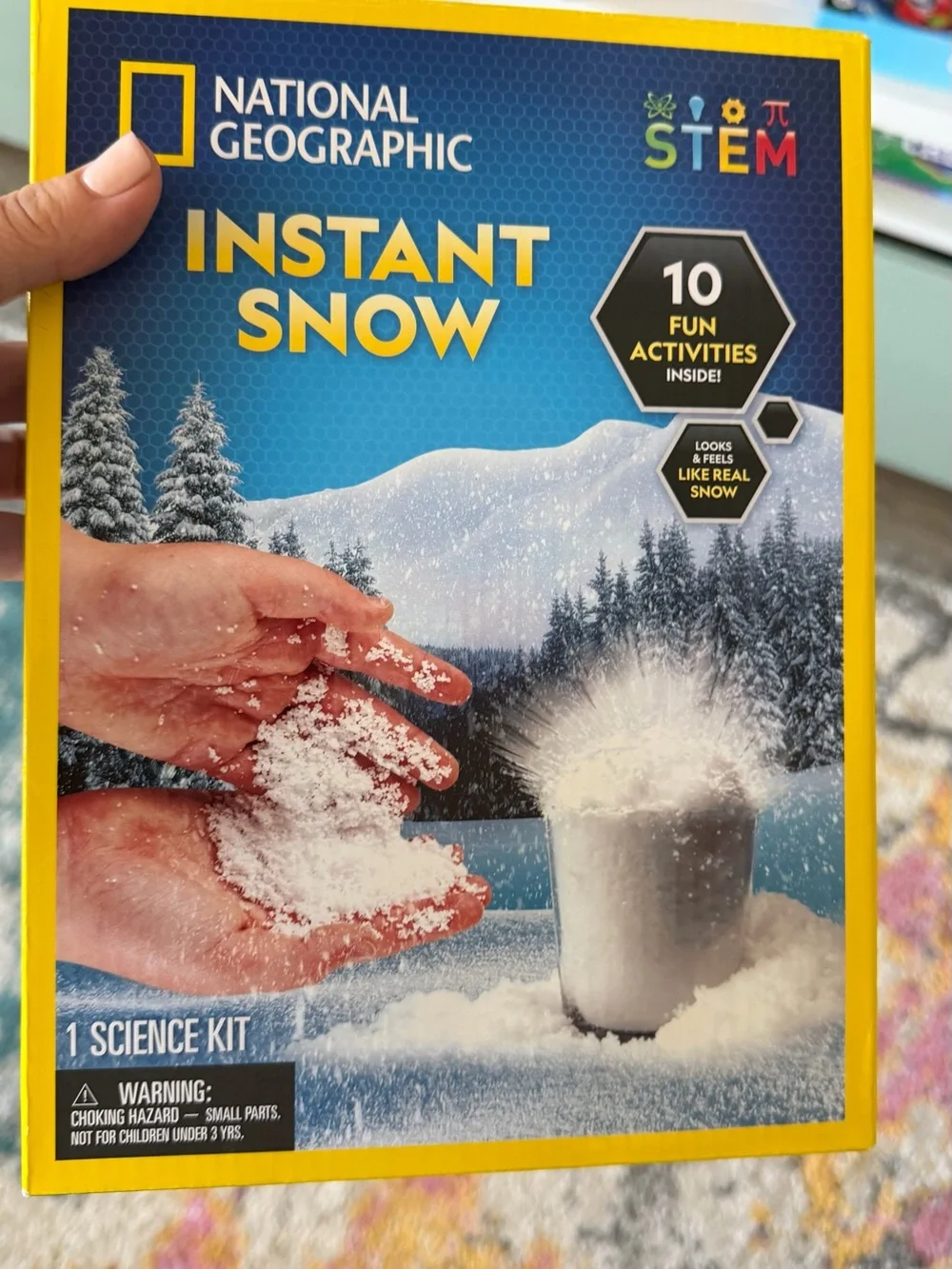 National Geographic Instant Snow Kit - Yellow & Blue Packaging